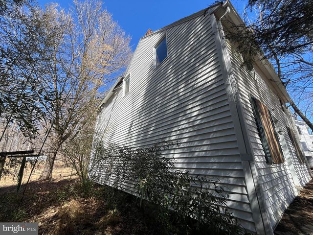 1165 APPLE RD, Quakertown, PA 18951