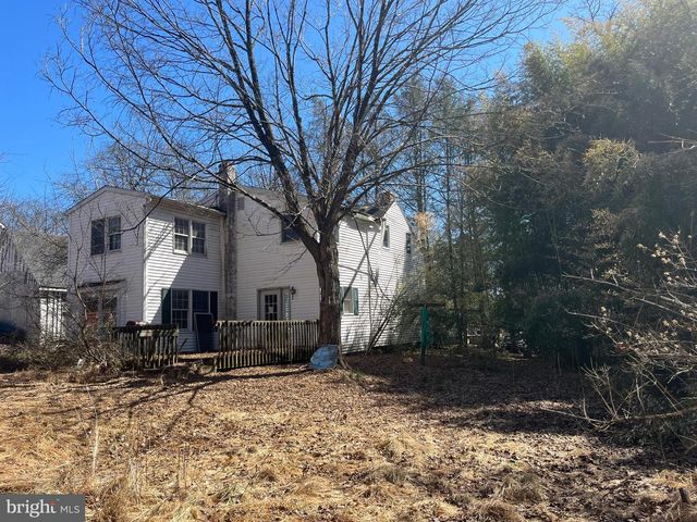 1165 APPLE RD, Quakertown, PA 18951