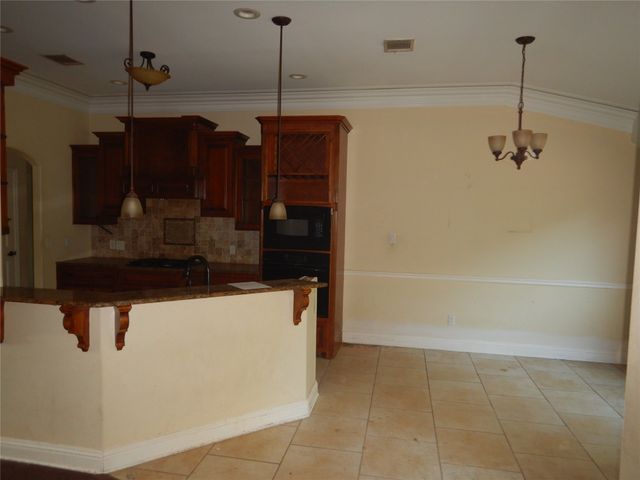 5268 Dalewood Drive, Shreveport, LA 71107