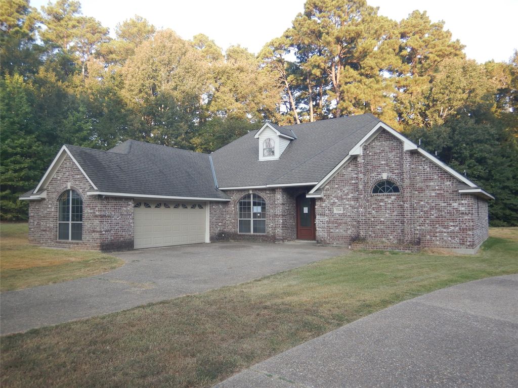 5268 Dalewood Drive, Shreveport, LA 71107
