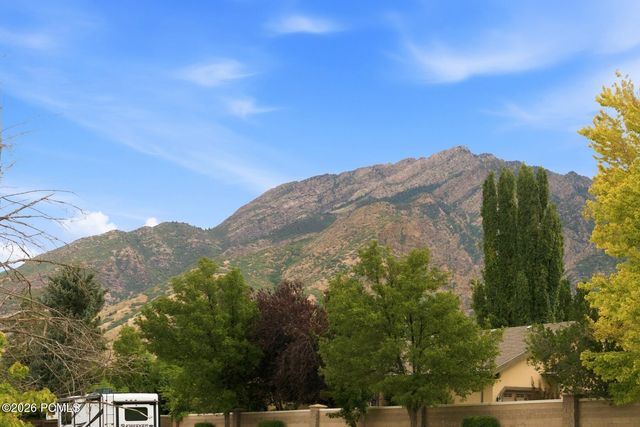 3085 E Fort Union Boulevard, Salt Lake City, UT 84121