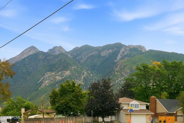 3085 E Fort Union Boulevard, Salt Lake City, UT 84121