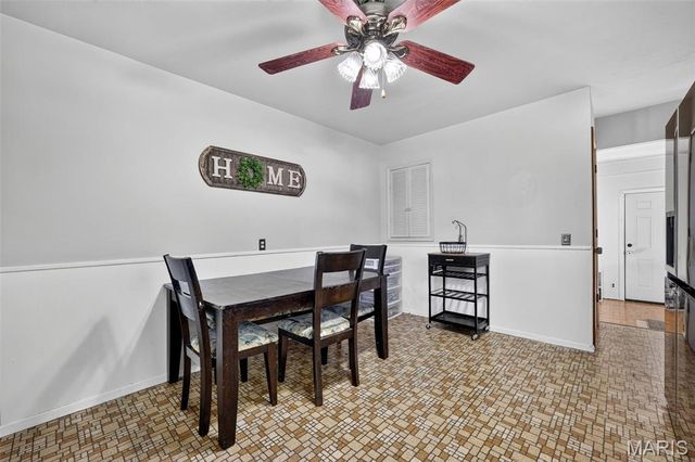 2145 Crane Drive, Florissant, MO 63031