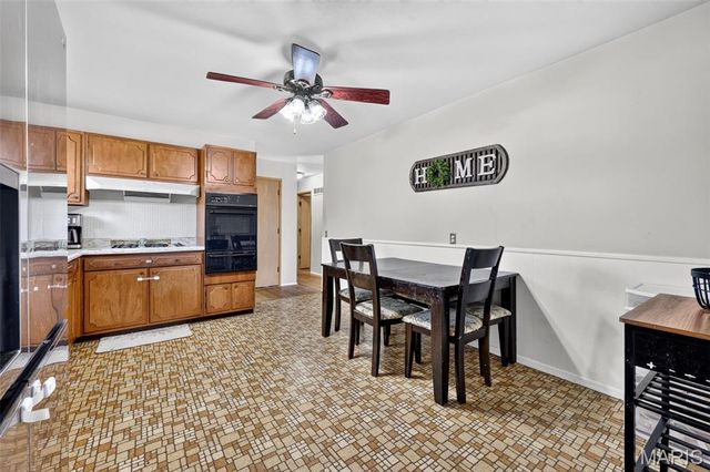 2145 Crane Drive, Florissant, MO 63031