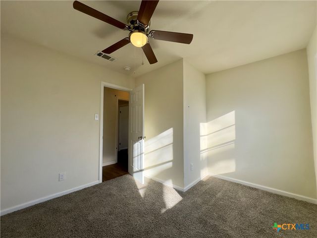 1002 N 12, Temple, TX 76504