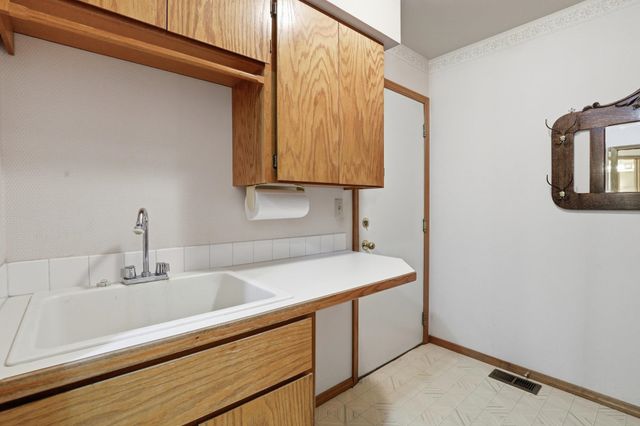 6218 S Thor Ct, Spokane, WA 99223