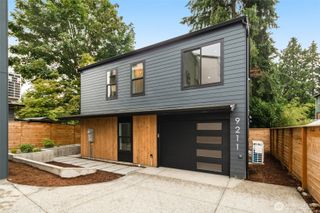 9211 12th Avenue NE, Seattle, WA 98115