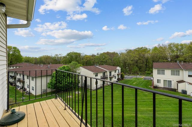 276 Temple Hill Road 1602, New Windsor, NY 12553