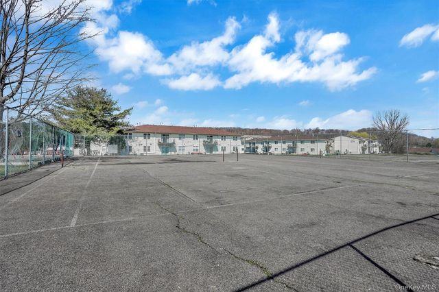 276 Temple Hill Road 1602, New Windsor, NY 12553