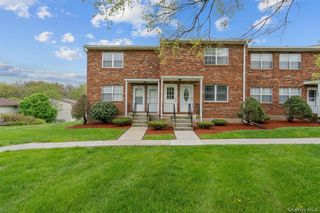 276 Temple Hill Road 1602, New Windsor, NY 12553