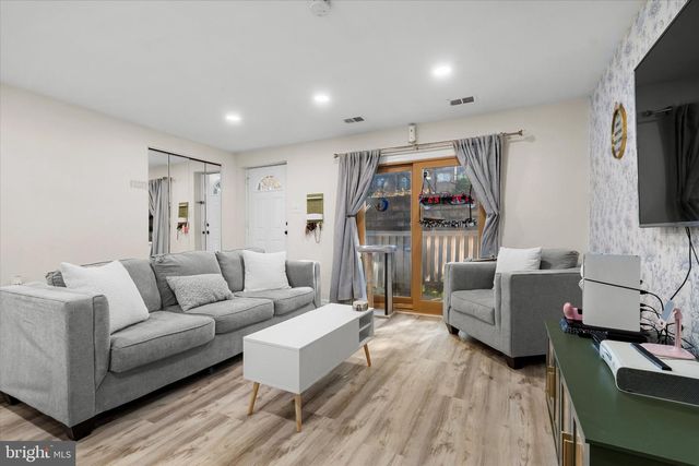 12799 CARA DR, Woodbridge, VA 22192