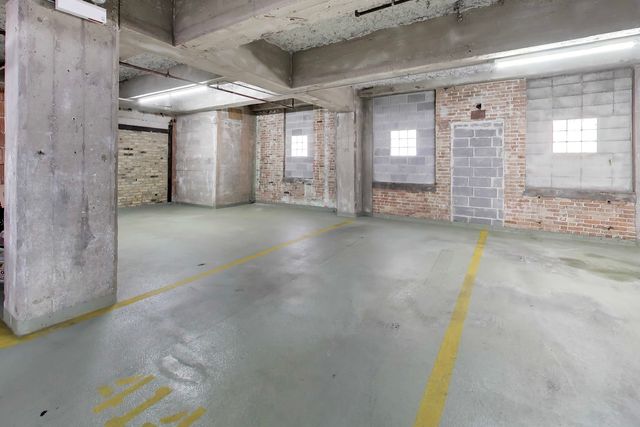 400 W ONTARIO Street 502, Chicago, IL 60654