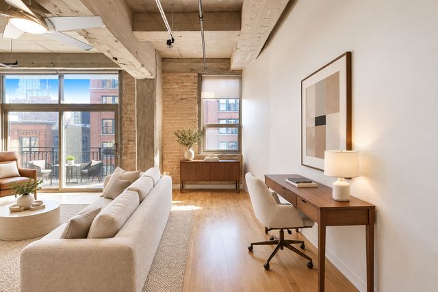400 W ONTARIO Street 502, Chicago, IL 60654