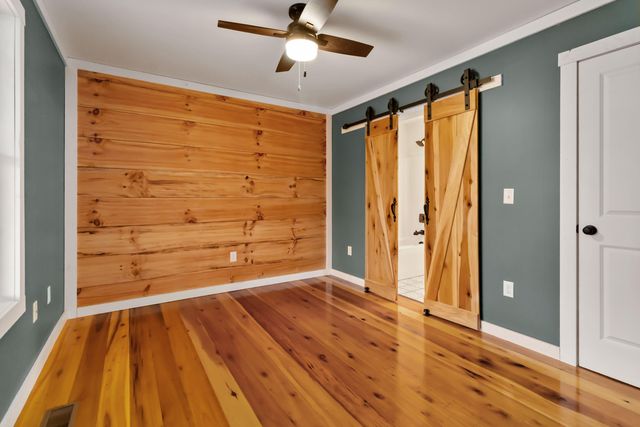 394 Pumpkin Creek Circle, Jamestown, KY 42629