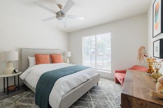 200 Hallow Tree Lane 2103-1, Houston, TX 77090