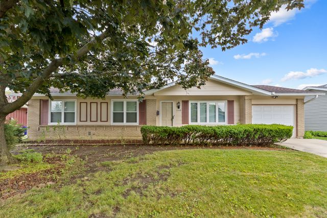 1108 Lancaster Avenue, Elk Grove Village, IL 60007