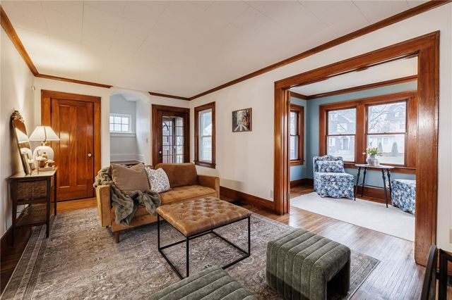 44 Florida Avenue, Greece, NY 14616