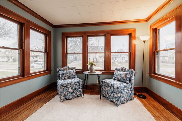 44 Florida Avenue, Greece, NY 14616