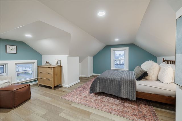 44 Florida Avenue, Greece, NY 14616