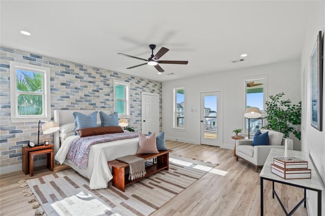 1431 Bamboo Drive, Tiki Island, TX 77554