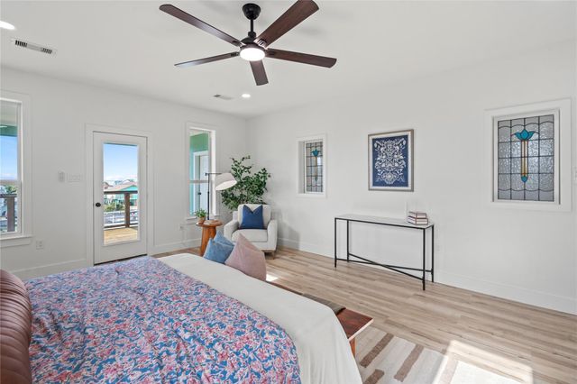 1431 Bamboo Drive, Tiki Island, TX 77554