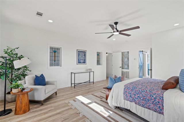 1431 Bamboo Drive, Tiki Island, TX 77554