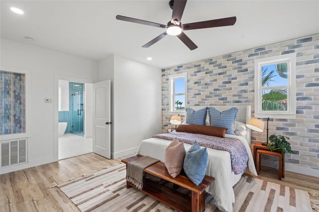 1431 Bamboo Drive, Tiki Island, TX 77554