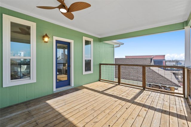 1431 Bamboo Drive, Tiki Island, TX 77554