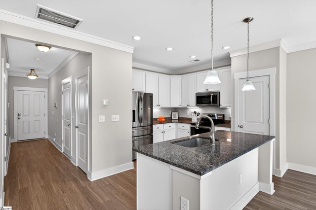 706 Elmbrook Drive, Simpsonville, SC 29681