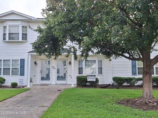 3979 Sterling Pointe Drive Mmm4, Winterville, NC 28590