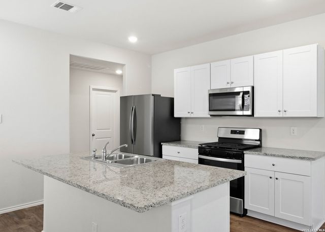 12202 Stoney Blue, San Antonio, TX 78245