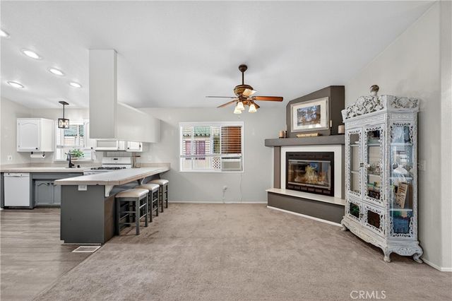 123 Madrid, Tustin, CA 92780