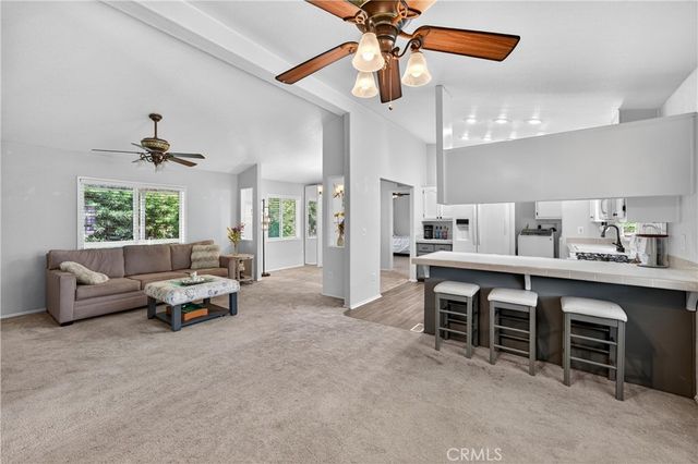 123 Madrid, Tustin, CA 92780