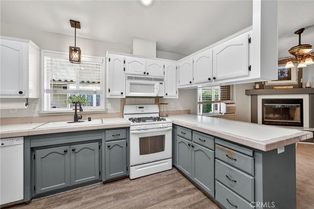 123 Madrid, Tustin, CA 92780