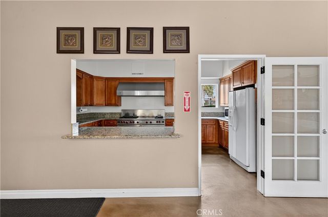 123 Madrid, Tustin, CA 92780