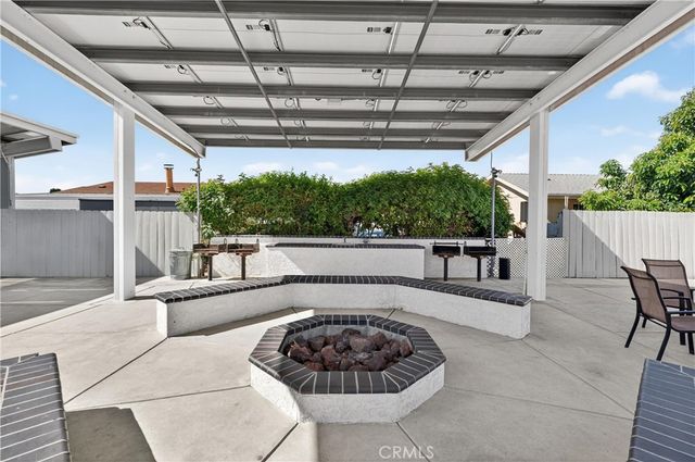 123 Madrid, Tustin, CA 92780