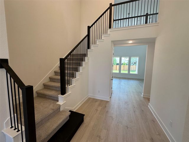 182 Five Mile Creek WAY, Kyle, TX 78640
