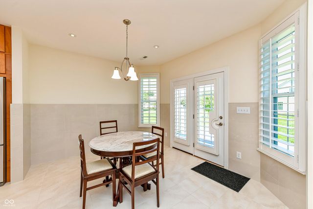11888 Logan Hunter Trail, Noblesville, IN 46060