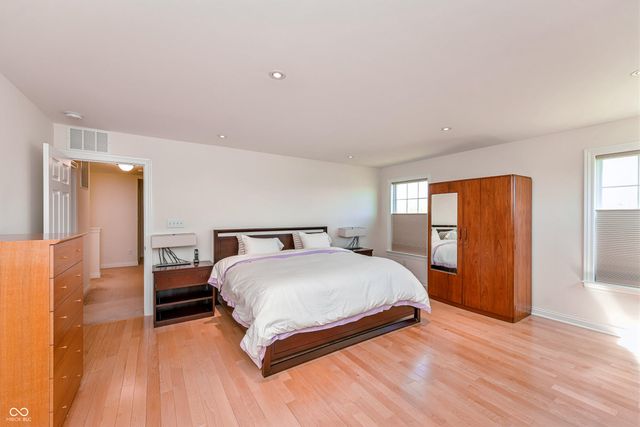 11888 Logan Hunter Trail, Noblesville, IN 46060