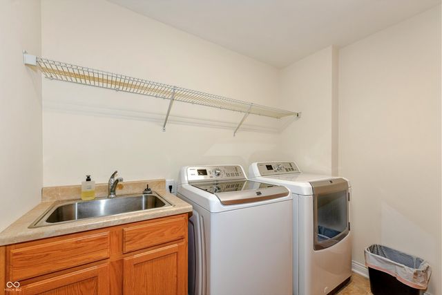 11888 Logan Hunter Trail, Noblesville, IN 46060