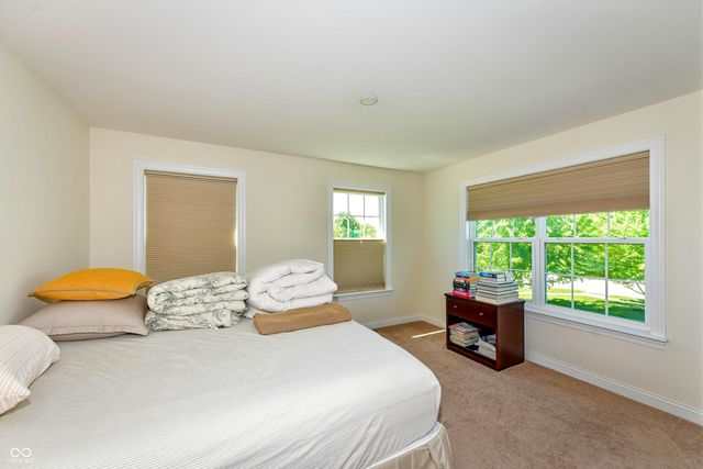 11888 Logan Hunter Trail, Noblesville, IN 46060