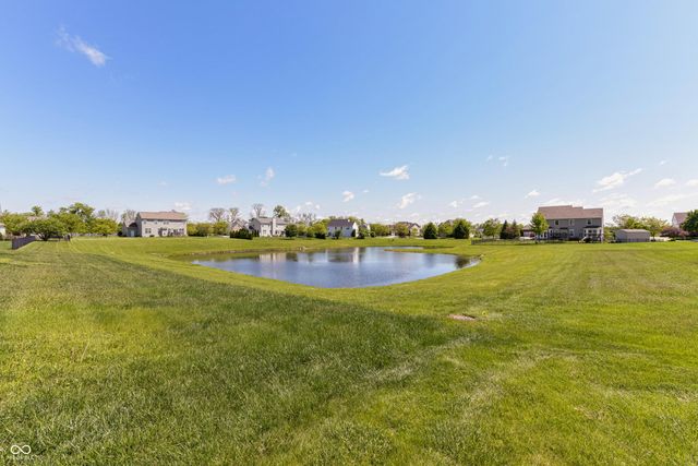11888 Logan Hunter Trail, Noblesville, IN 46060