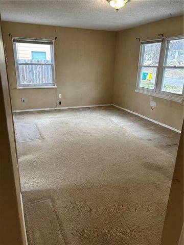 4817 Vista Street, Kansas City, KS 66106