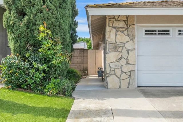 21851 Ute Way, Lake Forest, CA 92630
