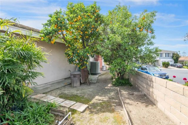 21851 Ute Way, Lake Forest, CA 92630