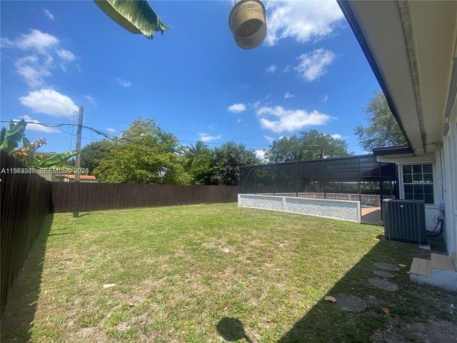 700 Curtiss Pkwy 0, Miami Springs, FL 33166