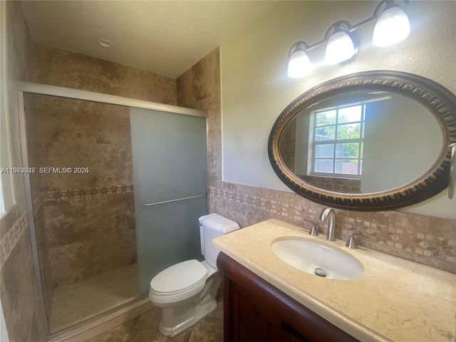 700 Curtiss Pkwy 0, Miami Springs, FL 33166