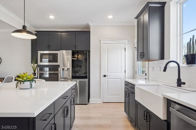 41 Kelly Ln, Wharton Boro, NJ 07885