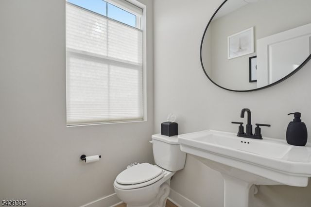 41 Kelly Ln, Wharton Boro, NJ 07885