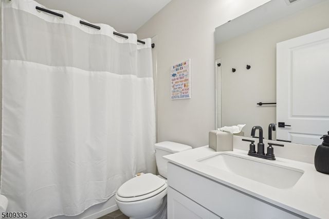 41 Kelly Ln, Wharton Boro, NJ 07885